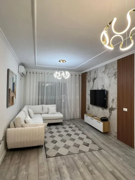 Tirane, shitet apartament 2+1 Kati 1, 91 m² 146.000 € (astir)