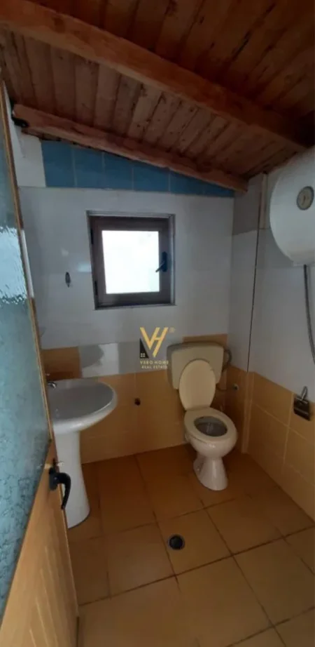 Tirane, shitet shtepi 3 Katshe Kati 1, 300 m² 440.000 € (VILAT AMERIKANE)