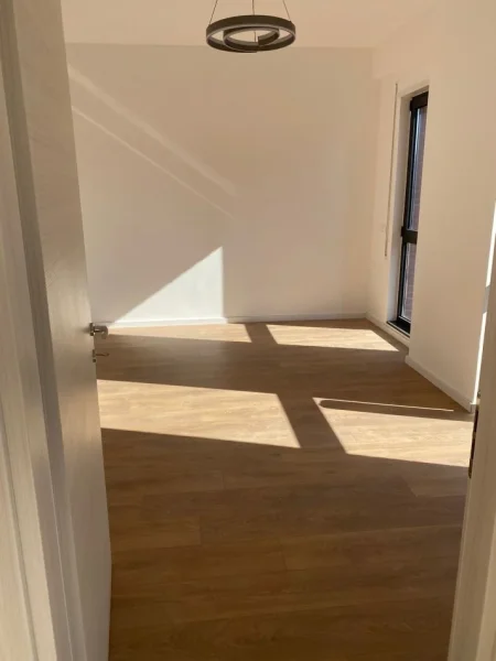 Tirane, jepet me qera zyre Kati 4, 115 m² 680 € (Myslym Shyre)