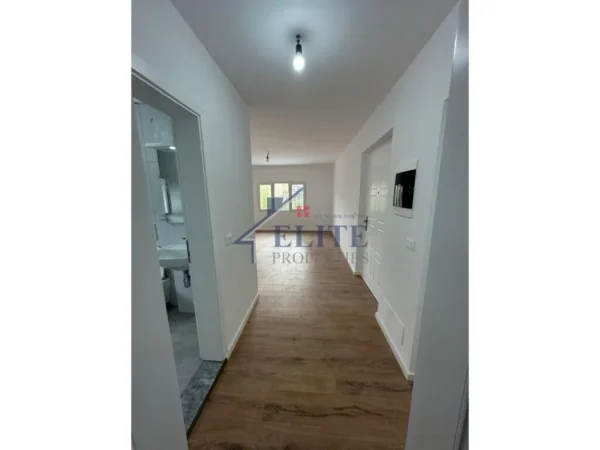 Tirane, shitet apartament 1+1 Kati 2, 57 m² 75.000 € (Allias)