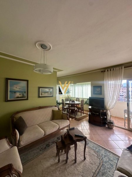 Tirane, jepet me qera apartament 2+1+Ballkon Kati 9, 100 m² 610 € (KOMUNA E PARISIT)