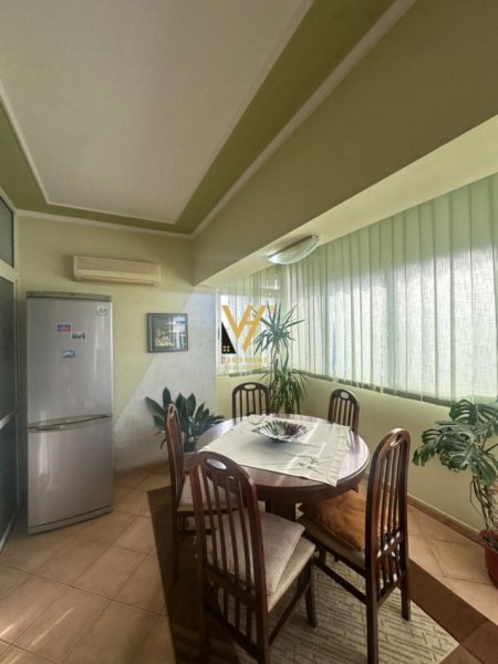Tirane, jepet me qera apartament 2+1+Ballkon Kati 9, 100 m² 610 € (KOMUNA E PARISIT)
