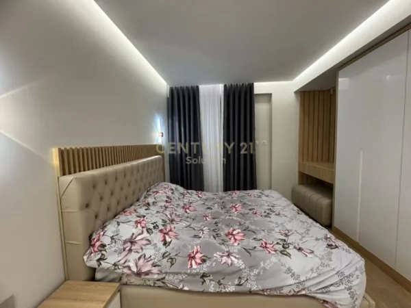 Tirane, jepet me qera apartament 2+1 Kati 3, 105 m² 1.200 € (Kompleksi FZ, Liqeni i Thatë)