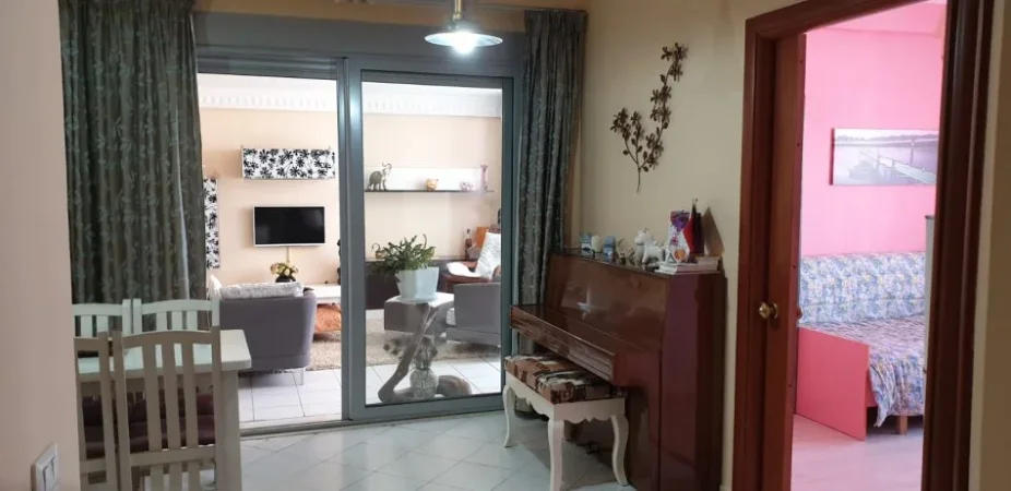 Tirane, jepet me qera apartament 2+1 Kati 7, 85 m² 450 € (misto mame)