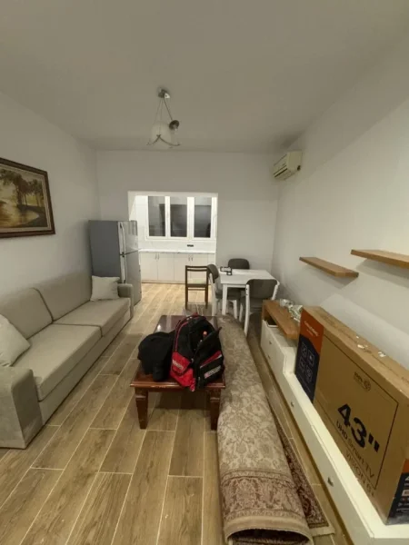 Tirane, jepet me qera apartament 1+1+Aneks+Ballkon Kati 1, 67 m² 500 € (VASIL SHANTO)