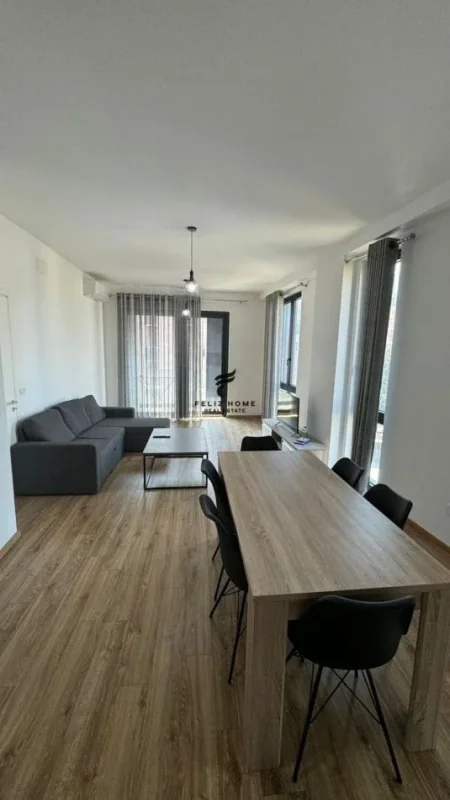 Tirane, jepet me qera apartament 1+1 Kati 3, 95 m² 1.300 € (RRUGA E ELBASANIT)