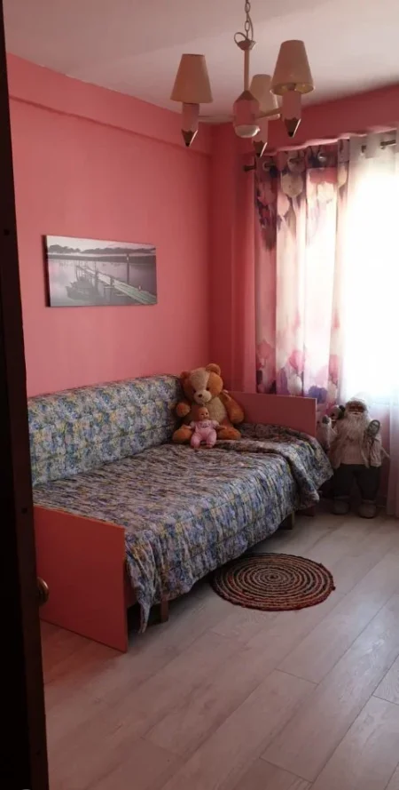 Tirane, jepet me qera apartament 2+1+Ballkon Kati 7, 85 m² 450 € (Misto Mame , rruga Besim Alla)