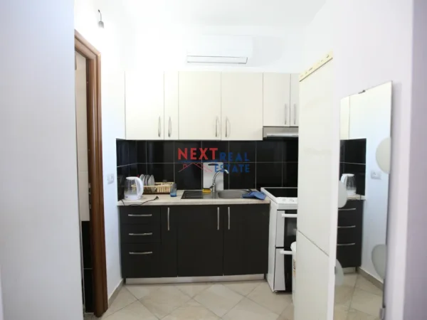 JEPEN ME QERA AFATGJATE 6 STUDIO NE UJE TE FTOHTE, VLORE 10.000 € (UJE I FTOHTE)