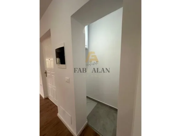 Tirane, shitet apartament 1+1 Kati 2, 57 m² 75.000 € (Allias)