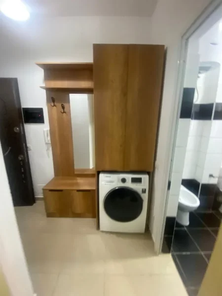Tirane, jepet me qera apartament 1+1 Kati 1, 75 m² 500 € (5 Maji)