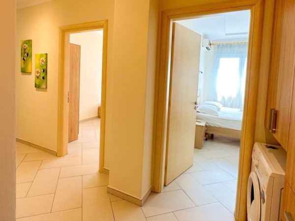 Tirane, jepet me qera apartament 2+1 Kati 4, 85 m² 650 € (Rruga e Kavajës)