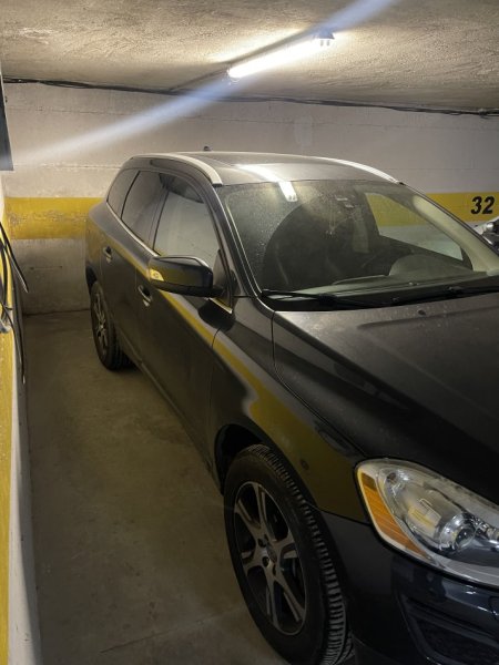 Tirane, shitet SUV | Fuoristrad | Xhip Volvo XC 60 Nafte, gri e erret automatik Kondicioner 178 km 11.500 €