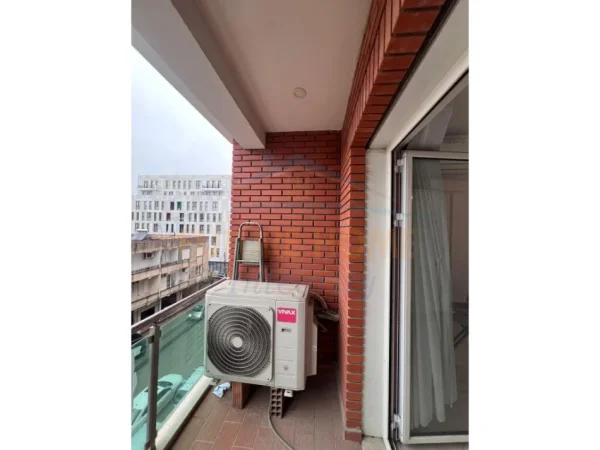 Tirane, jepet me qera apartament 2+1+Ballkon Kati 3, 130 m² 600 € (Teodor Keko)