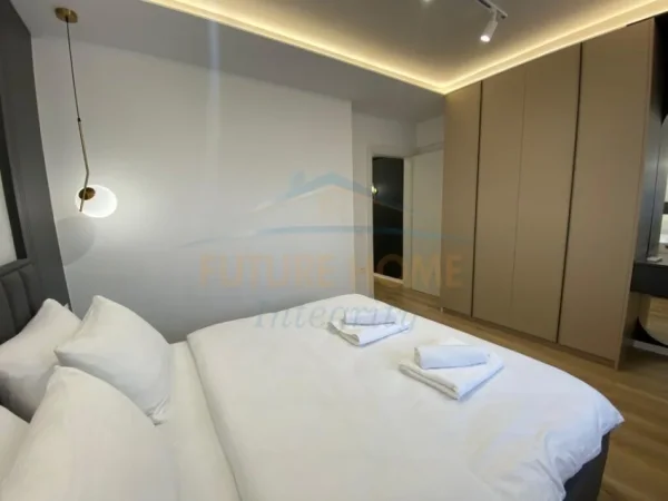 Tirane, jepet me qera apartament duplex Dublex Kati 2, 100 m² 1200 € (Qender prane Tirana International)