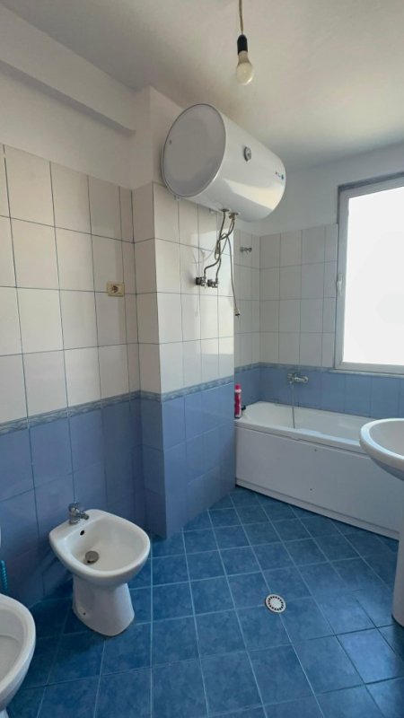 Tirane, jepet me qera apartament 3+1 Kati 6, 110 m² 350 € (Don Bosko)