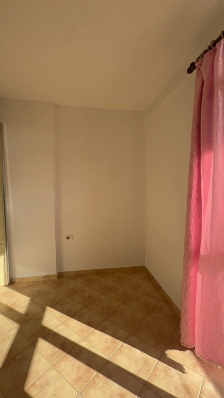 Tirane, jepet me qera apartament 3+1 Kati 6, 110 m² 350 € (Don Bosko)