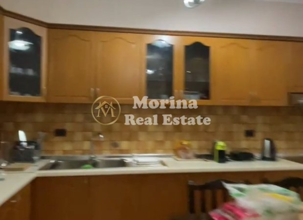 Tirane, jepet me qera shtepi 2+1 Kati 2, 115 m² 550 € (Rruga Todi Shkurti)