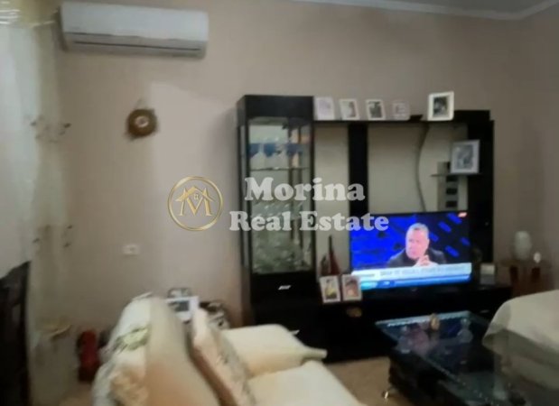 Tirane, jepet me qera shtepi 2+1 Kati 2, 115 m² 550 € (Rruga Todi Shkurti)