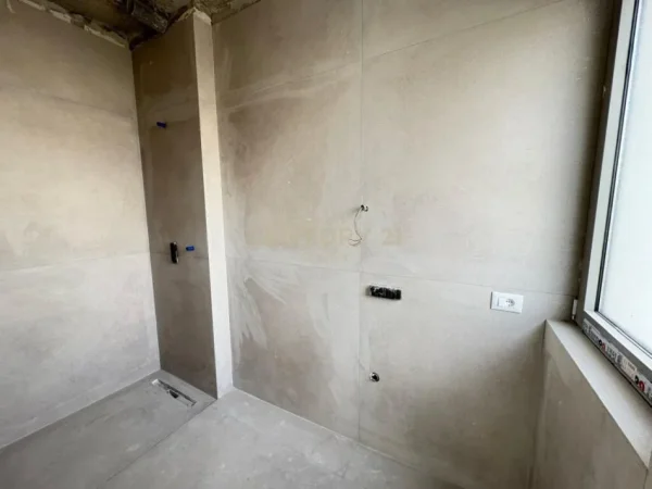 Tirane, shitet apartament 2+1 Kati 2, 126 m² 378.000 € (Liqeni i Thate)