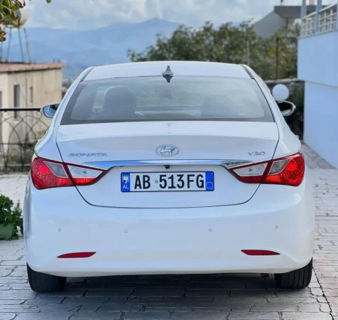 Tirane, shes makine Hyundai Sonata Gaz, e bardhë automatik Kondicioner 170 km 6.200 €