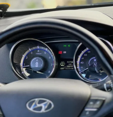 Tirane, shes makine Hyundai Sonata Gaz, e bardhë automatik Kondicioner 170 km 6.200 €