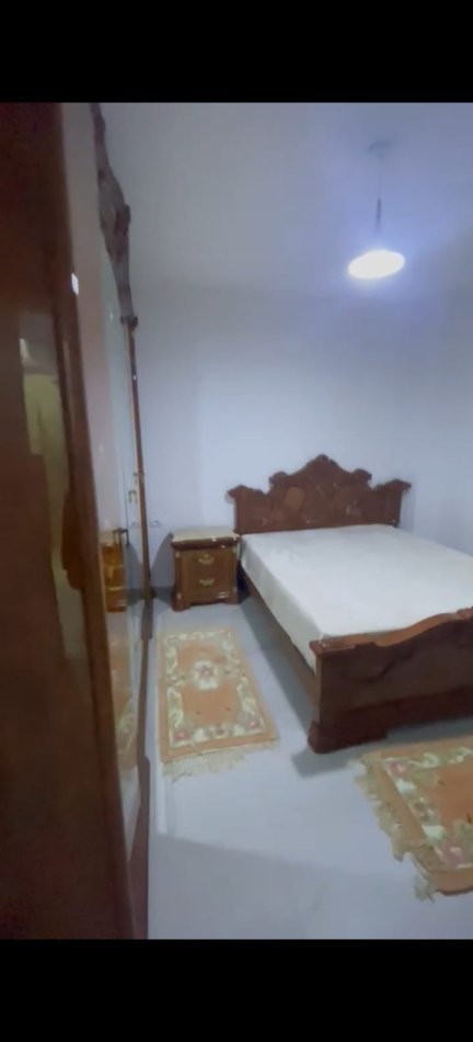 Tirane, jepet me qera apartament 1+1+Ballkon Kati 0, 40 m² 350 € (KINOSTUDIO)