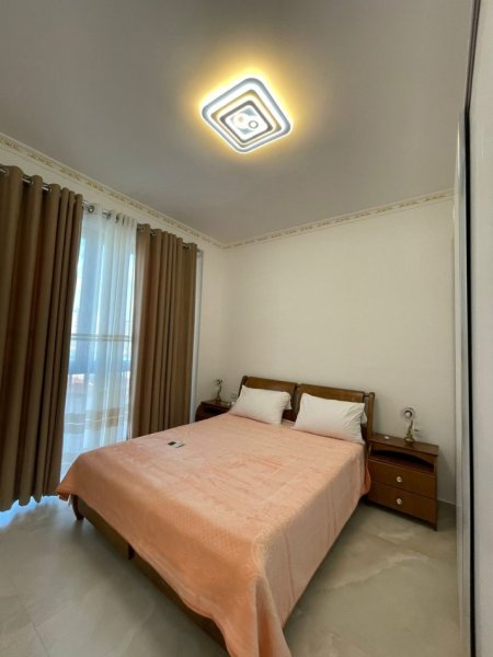Tirane, jepet me qera apartament 2+1+Ballkon Kati 2, 110 m² 850 € (Rruga Ferit Xhajko, Uzina Dinamo)