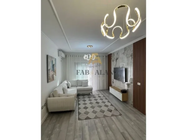 Tirane, shitet apartament 2+1+2 Kati 2, 91 m² 146.000 € (Astir)