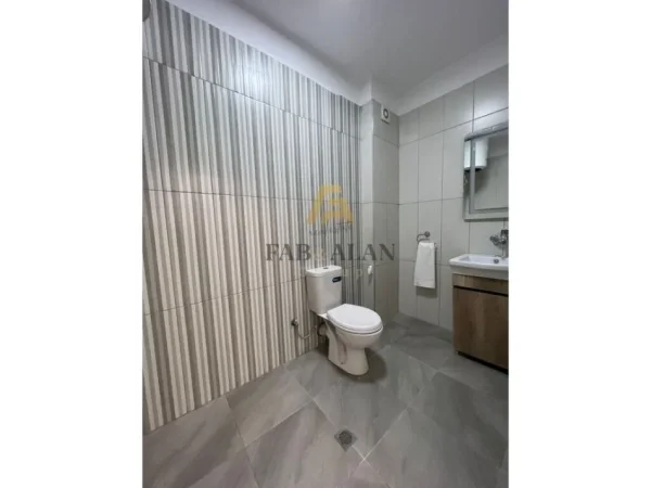 Tirane, shitet apartament 2+1+2 Kati 2, 91 m² 146.000 € (Astir)