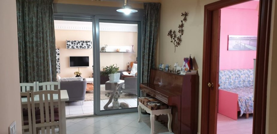 Tirane, jepet me qera apartament 2+1 Kati 7, 85 m² 450 € (Misto Mame)