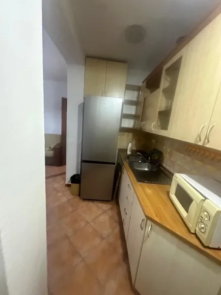 Tirane, shitet apartament 1+1 Kati 4, 50 m² 120.000 € (21 Dhjetori)