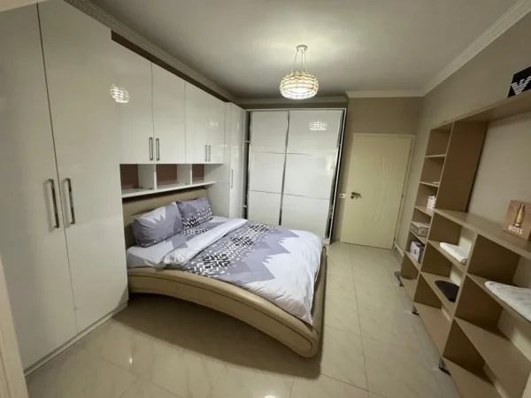 Tirane, Apartament 1+1per shitje  Kati 3, 120.000 € (Hoxha Tasim)
