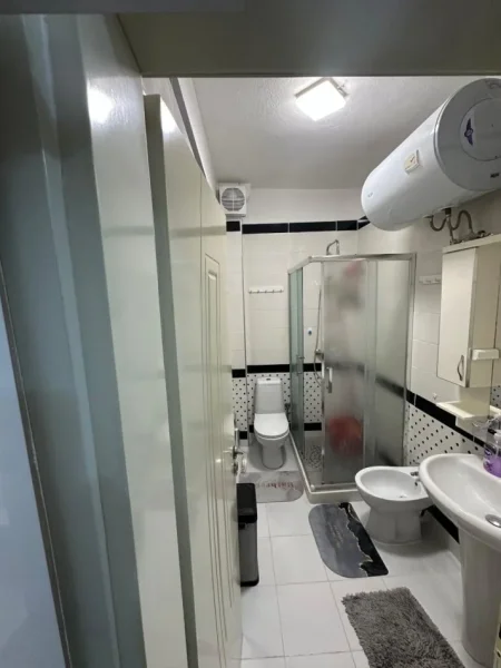 Tirane, Apartament 1+1per shitje  Kati 3, 120.000 € (Hoxha Tasim)