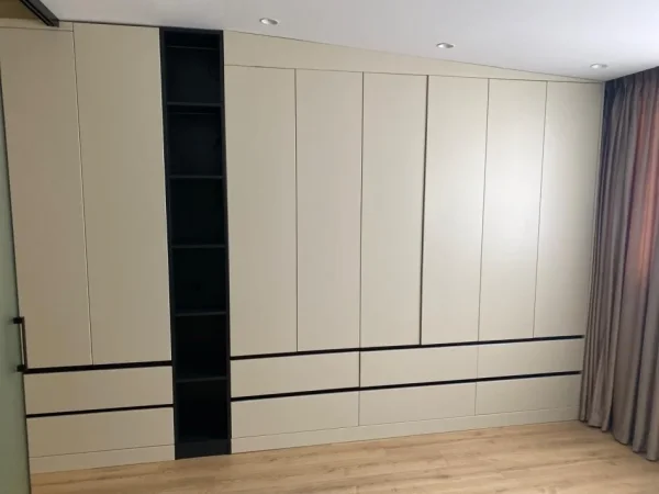 Tirane, jepet me qera apartament 1+1+Ballkon Kati 9, 60 m² 550 € (Astir prane bar oslo)