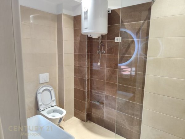 Tirane, shes apartament 2+1+2 , 104 m² 260.000 € (Rruga e Dibrës)