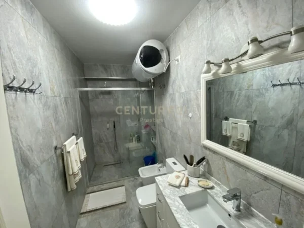 Tirane, shitet apartament 2+1 Kati 4, 110 m² 280.000 € (Selvia, Rruga e Dibrës)