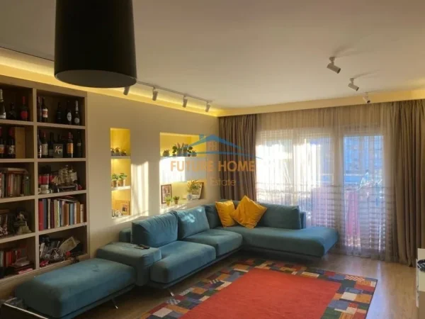 Tirane, shitet apartament 2+1+Aneks+Ballkon Kati 4, 120 m² 220.000 € (unaze e re)