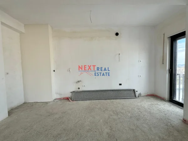 Tirane, shitet apartament 4+1+Aneks+Ballkon Kati 4, 186 m² 300.000 € (KODRA E DIELLIT 3)