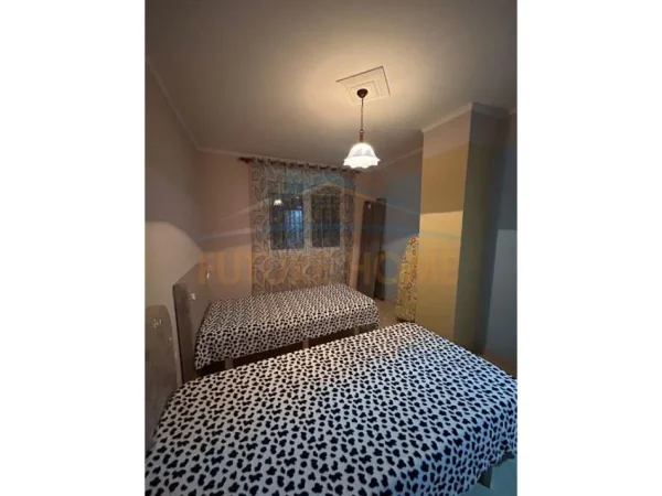 Tirane, shitet apartament 2+1 Kati 2, 103 m² 128.000 € (FRESK)