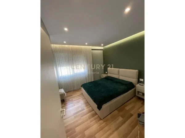 Tirane, shitet apartament 1+1+Ballkon Kati 3, 114 m²  127.000 EURO (Zona e Astirit dhe Unazes se Re.)