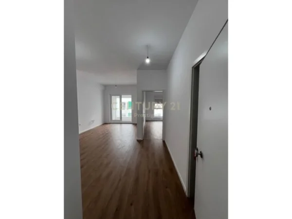 Tirane, shitet apartament 2+1 Kati 5, 87 m² 125.000 € (SHITJE TEK REZIDENCA KAIMI, ALI DEM!)