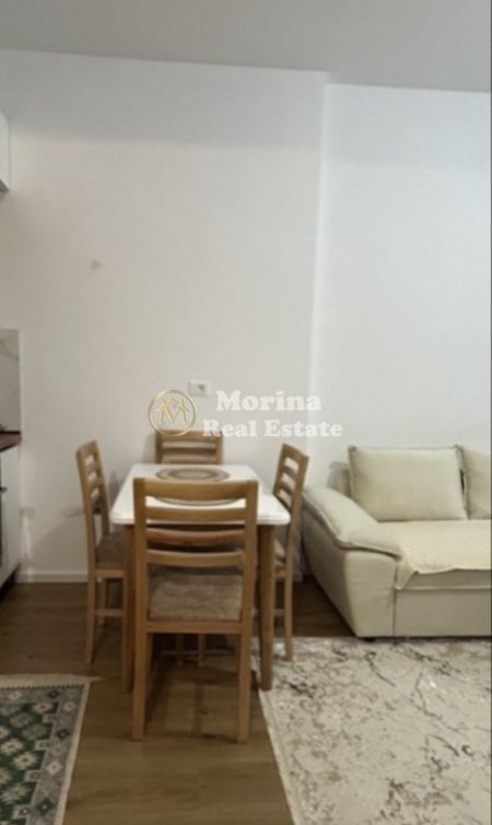 Tirane, jepet me qera apartament 1+1 Kati 2, 65 m² 450 € (Ali Demi)