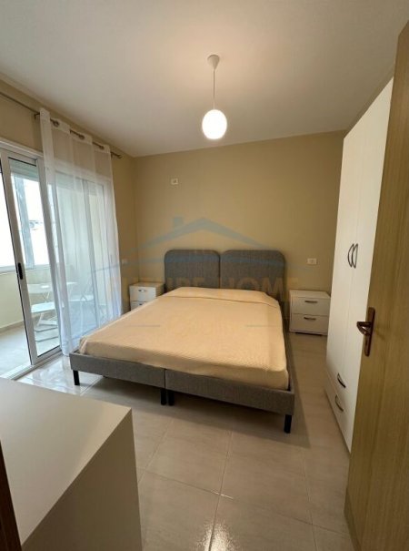 Durres, Shkembi Kavajes, jepet me qera apartament 1+1 Kati 7, 46 m² 250 €