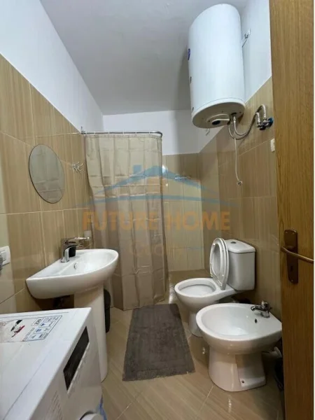 Durres, Shkembi Kavajes, jepet me qera apartament 1+1 Kati 7, 46 m² 250 €
