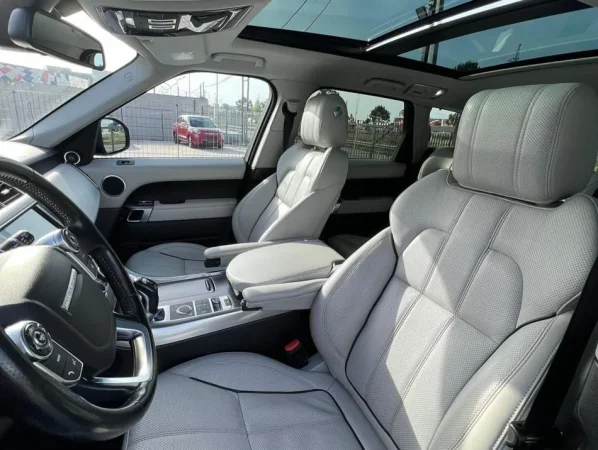 Tirane, shes Range Rover Sport 3.0 Nafte Nafte, e zeze automatik Klima 200.566 km 23.000 €