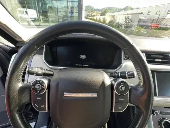 Tirane, shes Range Rover Sport 3.0 Nafte Nafte, e zeze automatik Klima 200.566 km 23.000 €