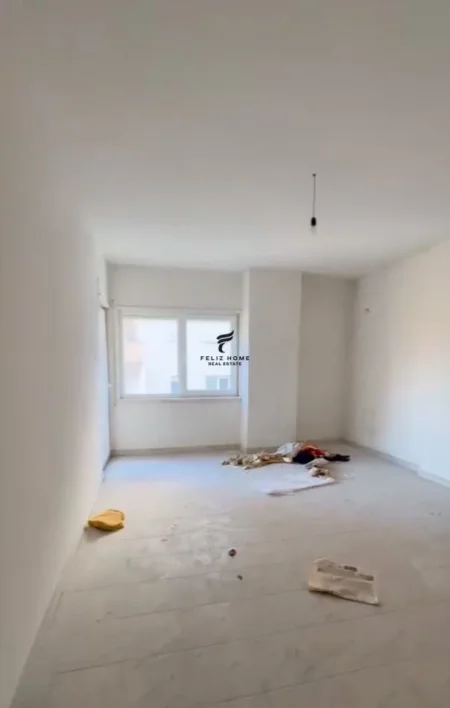 Durres, shitet apartament 1+1 Kati 3, 68 m² 68.000 € (SHKEMBI I KAVAJES)