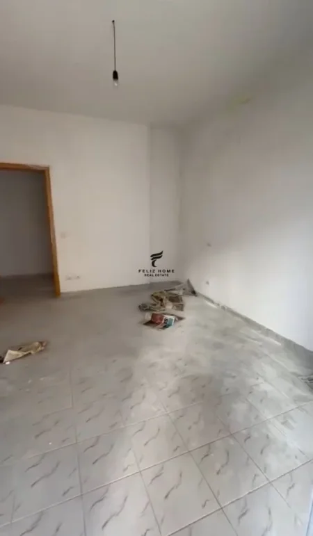 Durres, shitet apartament 1+1 Kati 3, 68 m² 68.000 € (SHKEMBI I KAVAJES)