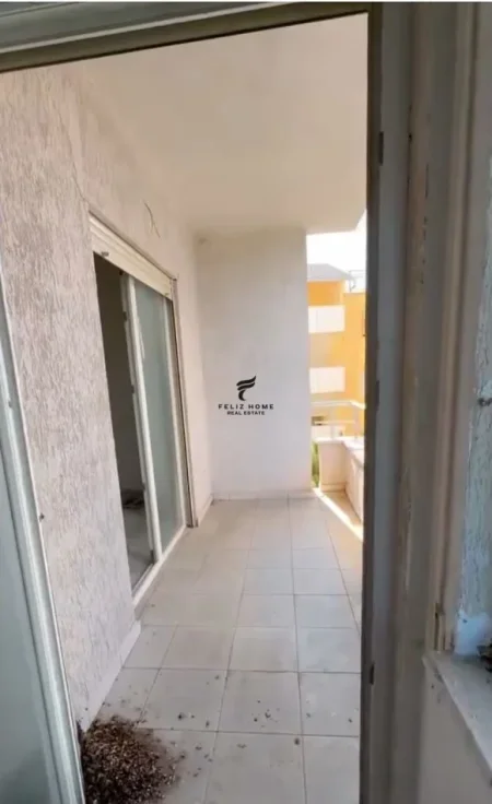 Durres, shitet apartament 1+1 Kati 3, 68 m² 68.000 € (SHKEMBI I KAVAJES)