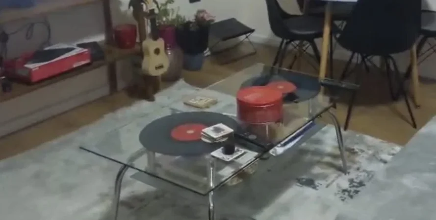 Tirane, shes Tavoline Xhami 45 €